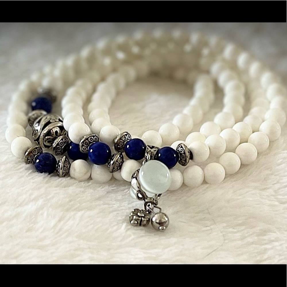 Beautiful Delicate Stone Wrap Bracelet - Lapis Stones and white natural beads